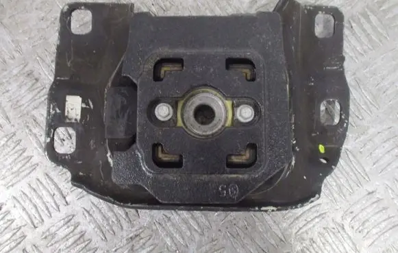 Ford Focus C-MAX Engine mount vacuum valve DV617M121BA