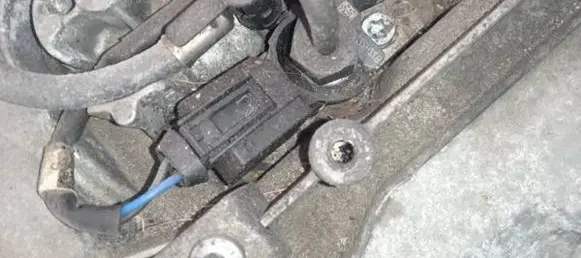 Mercedes-Benz ML W164 Fuel injector
