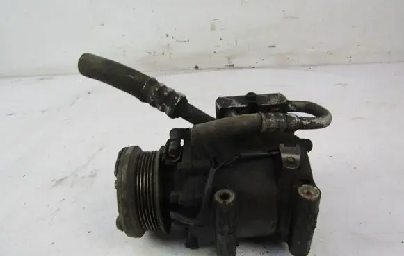 Ford Focus Air conditioning (A/C) compressor (pump) YS4H19D629AD