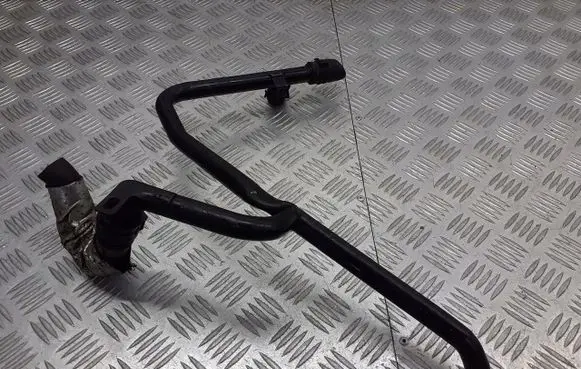 Audi A4 S4 B6 8E 8H Heater radiator pipe/hose 