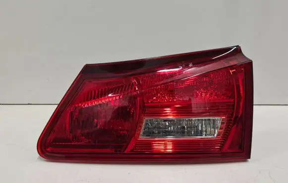 Lexus IS 220D-250-350 Tailgate rear/tail lights