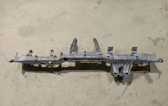 Mercedes-Benz CLS C219 Radiator support slam panel A2116200586