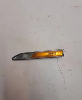 Ford Mondeo MK IV Front fender indicator light 1S7113K354AF