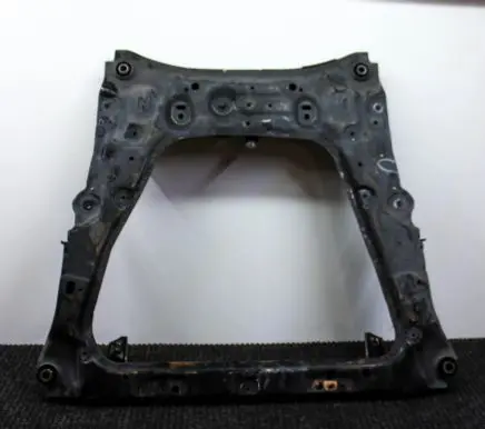 Nissan Leaf I (ZE0) Front subframe