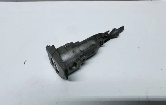 Volkswagen Sharan Front door lock (next to the handle) 7N0837167 837167