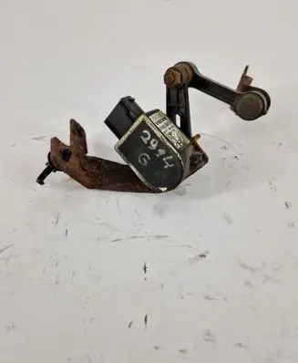 Volvo V40 Front height sensor lever 30659079