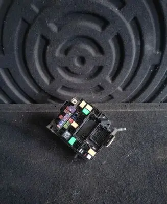 KIA Carens III Fuse module 91280A4310