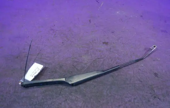 Citroen Berlingo Front wiper blade arm 280007467B