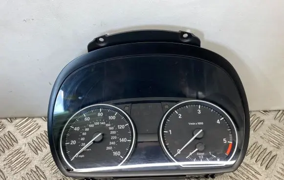 BMW 1 E81 E87 Speedometer (instrument cluster) 9166826