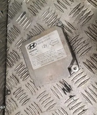 Hyundai Accent Airbag control unit/module 9591025300