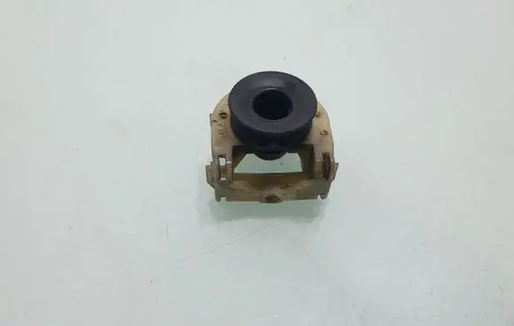 Peugeot 2008 I Radiator mount bracket 9681921680