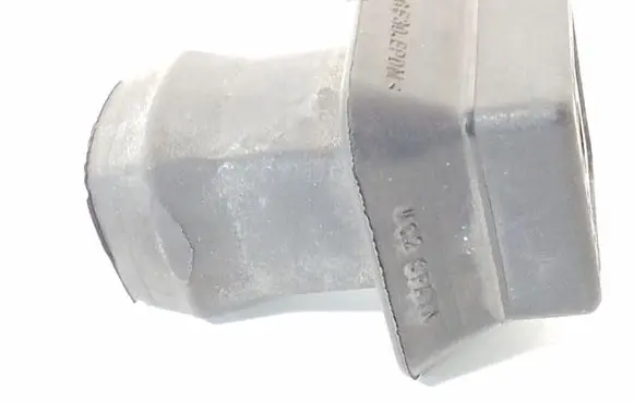 Audi Q7 4L Radiator mount bracket 7L0121276