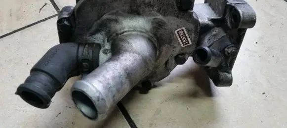 Ford Mondeo Mk III Power steering pump XS71-3A674-BF 090204
