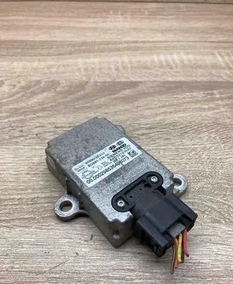 Hyundai Tucson JM ESP acceleration yaw rate sensor 956902E310 BG68113400