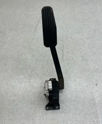 Volvo XC90 Accelerator throttle pedal 6PV00853716 30683520