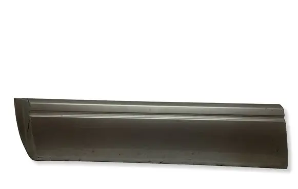 Mitsubishi Pajero Front door trim (molding) MN117287