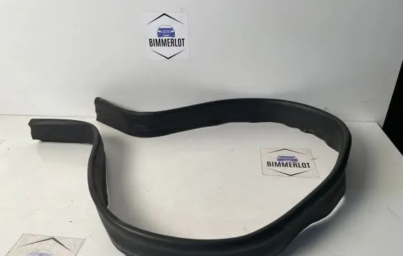 Mercedes-Benz CLS C218 X218 Engine compartment rubber A2126280800