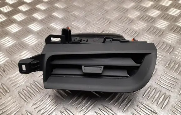 Toyota Prius (XV60) Dashboard side air vent grill/cover trim 5566047220