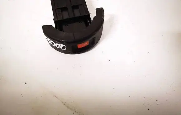 Opel Astra G Hazard light switch 09131728 09138059