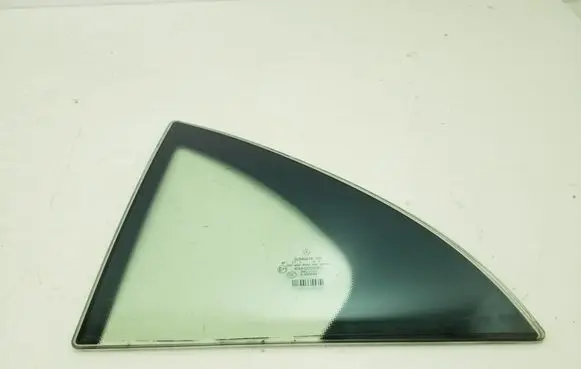 Rear vent window glass