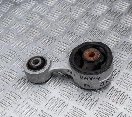 Toyota RAV 4 (XA40) Engine mount bracket 089007