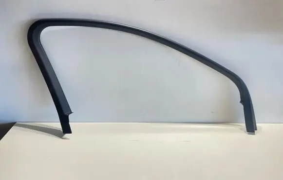 Porsche Macan (95B) Other front door trim element 95B867609B