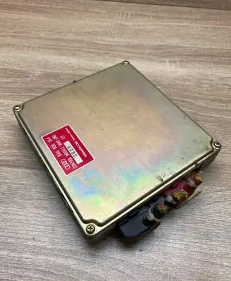 Audi 80 90 S2 B4 Engine control unit/module ECU 8A0906264 3805