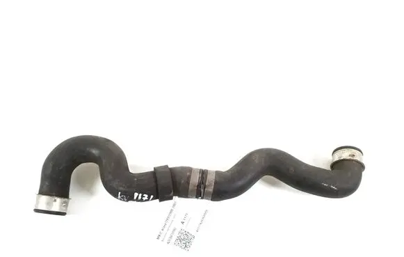 Mercedes-Benz C W203 Engine coolant pipe/hose A2035010982