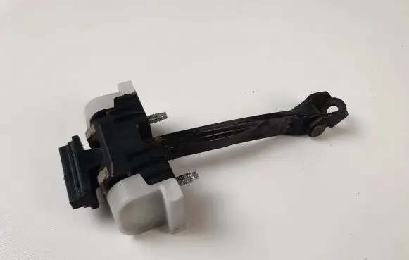 Opel Insignia A Rear door sensor 13229108