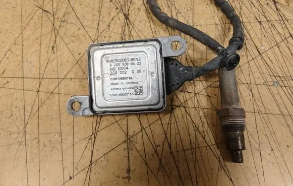 Mercedes-Benz Sprinter W906 Lambda probe sensor A0009059603