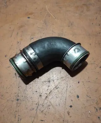 Intercooler hose/pipe