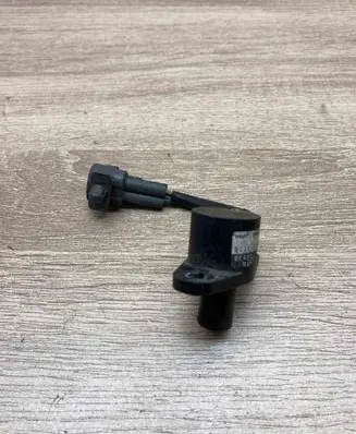 Toyota Yaris Verso Crankshaft position sensor 8945620030 1986000150