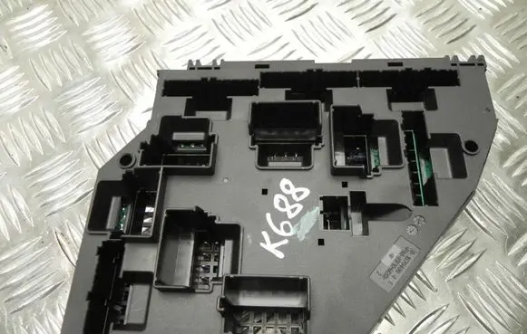 BMW X3 F25 Fuse box set 9210859 K688