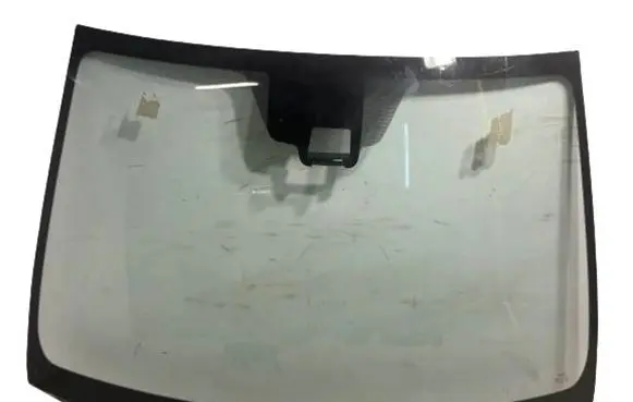 Toyota Avensis T270 Front windscreen/windshield window 561115460