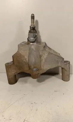Nissan X-Trail T32 Gearbox mounting bracket