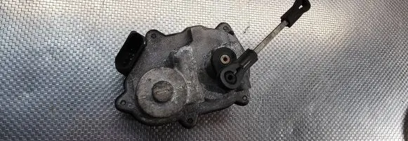 Audi A6 S6 C6 4F Intake manifold valve actuator/motor 059129086L
