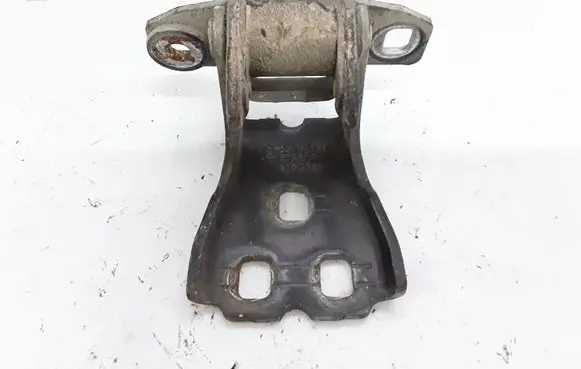 Jeep Grand Cherokee (WK) Front door lower hinge 55394220AA 85574F 870GD5M