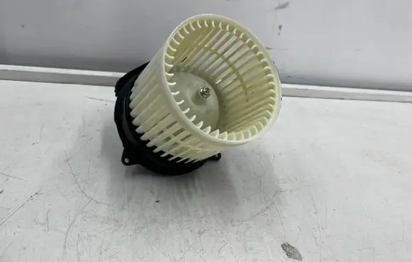 Suzuki Splash Heater fan/blower 7415051K10000