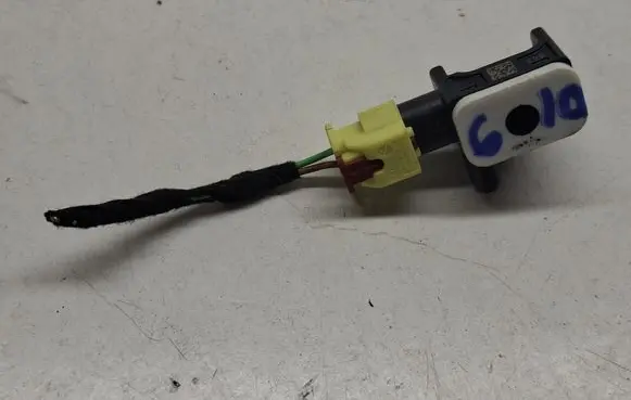 Volkswagen Touareg II Airbag deployment crash/impact sensor 2H0959351