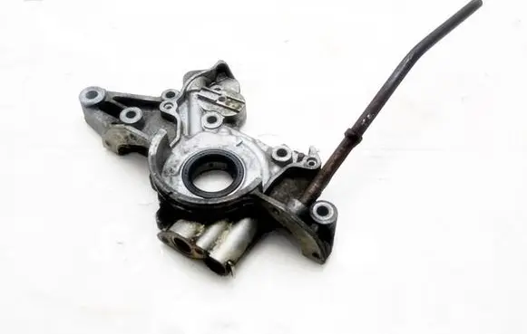 Mazda 121 SM Oil pump 7697810198