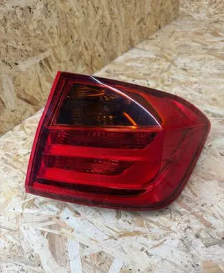 BMW 3 F30 F35 F31 Rear/tail lights 7372784