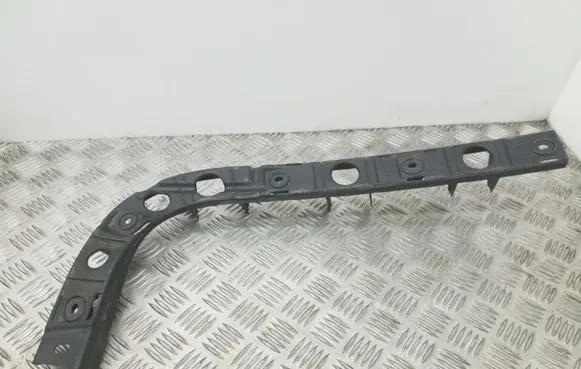 Seat Altea Bumper support mounting bracket corner 5P0807863B