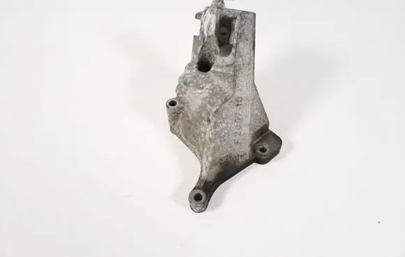 Mercedes-Benz CL C216 Engine mounting bracket A2782233004