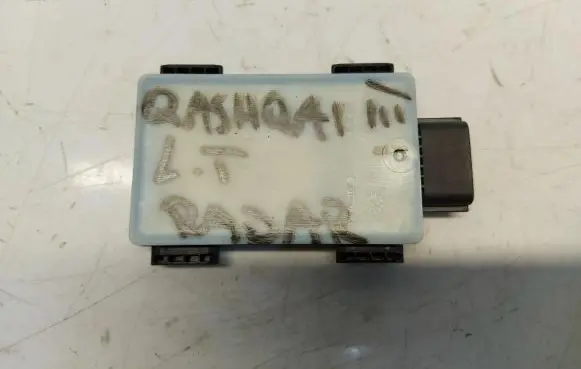 Nissan Qashqai J12 Distronic sensor radar 284n09449r