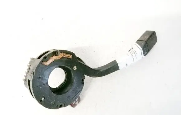 Volkswagen PASSAT B3 Indicator stalk dotsaeqc88002