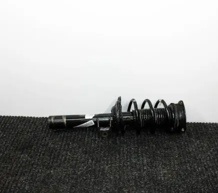 Volkswagen Golf VII Front shock absorber/damper 5QM413031T