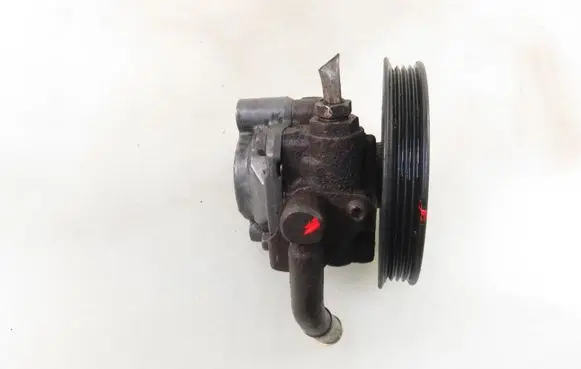 Chrysler PT Cruiser Power steering pump 