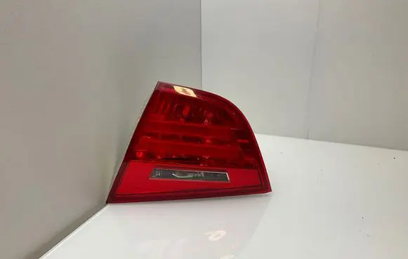 BMW 3 E90 E91 Tailgate rear/tail lights 7289428