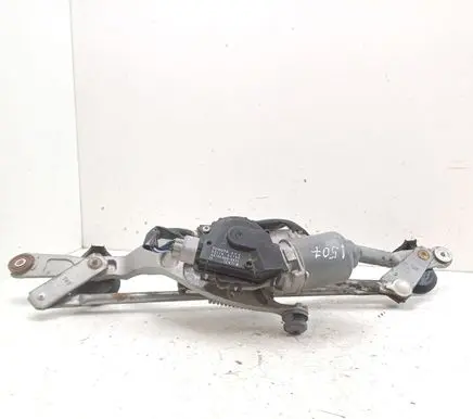 Toyota Auris 150 Front wiper linkage and motor 8511002190