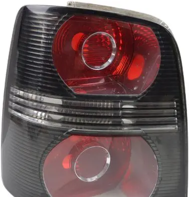 Volkswagen Touran I Rear/tail lights 1T0945095P 1T0945111